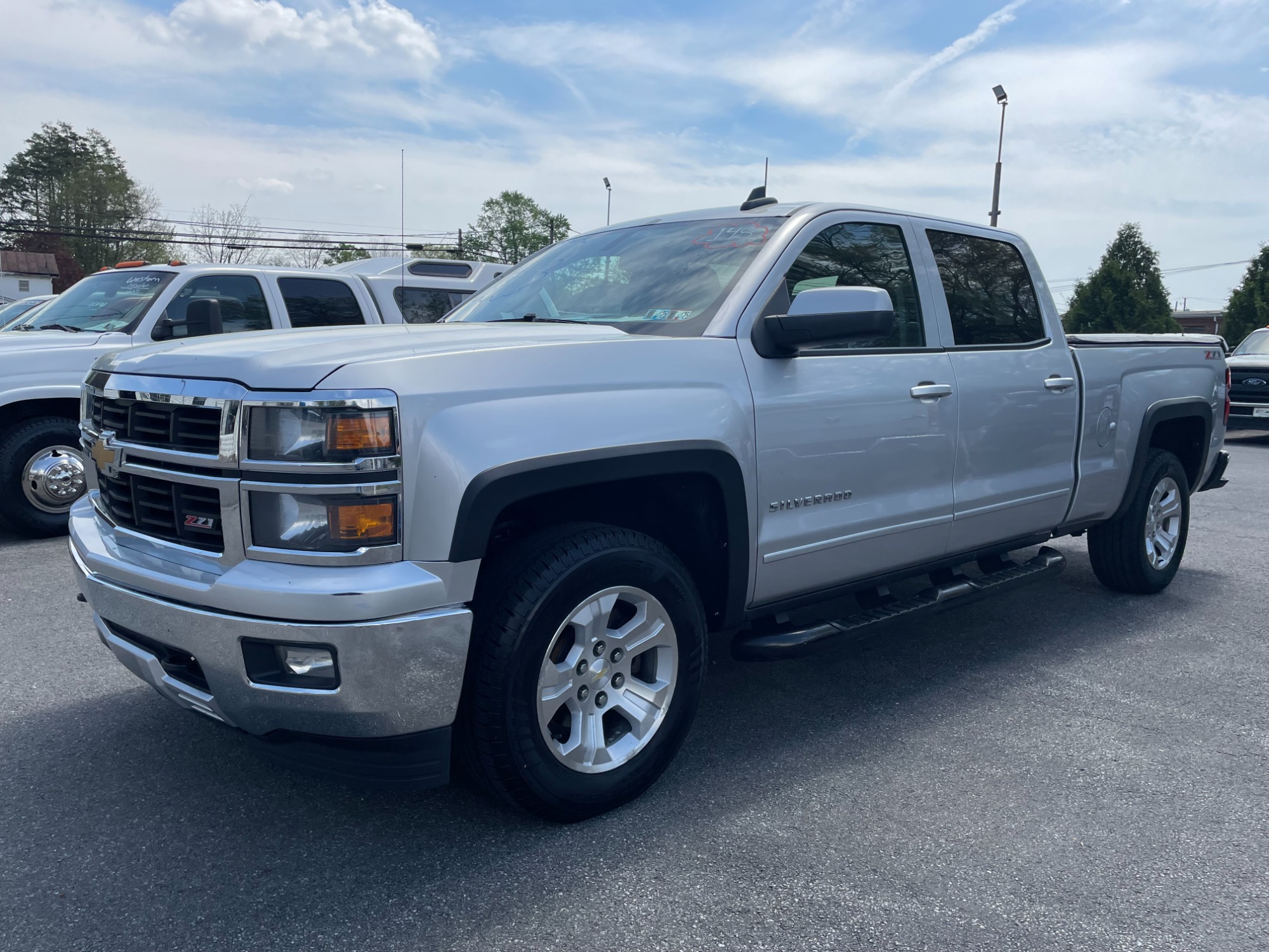 photo of 2015 Chevrolet Silverado 1500 LT Crew Cab 4WD